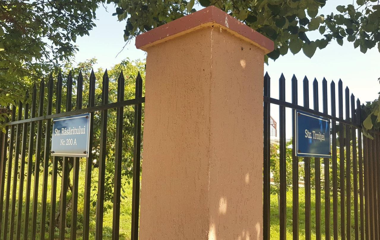 Nobless Villa Mereni エクステリア 写真