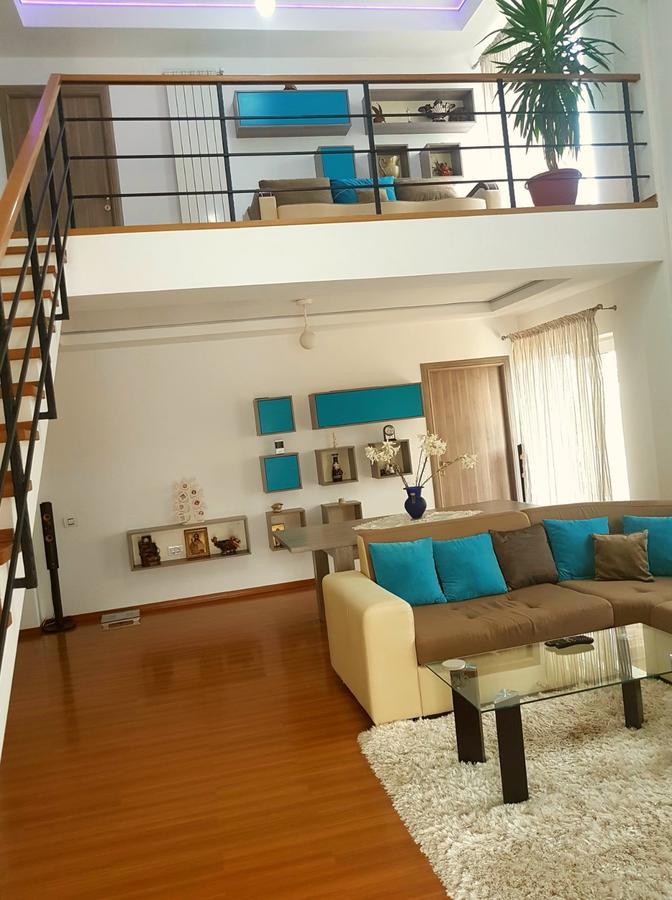Nobless Villa Mereni エクステリア 写真